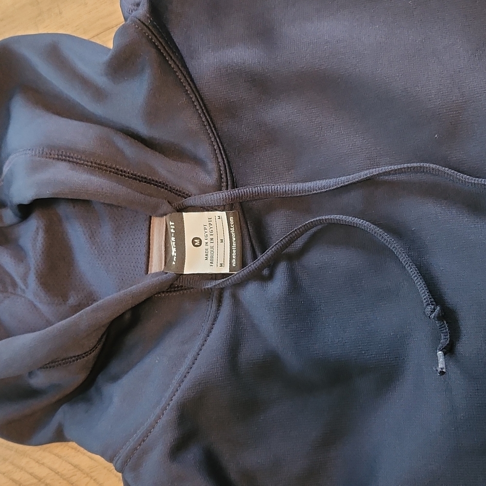 Nike therma fit hoodie